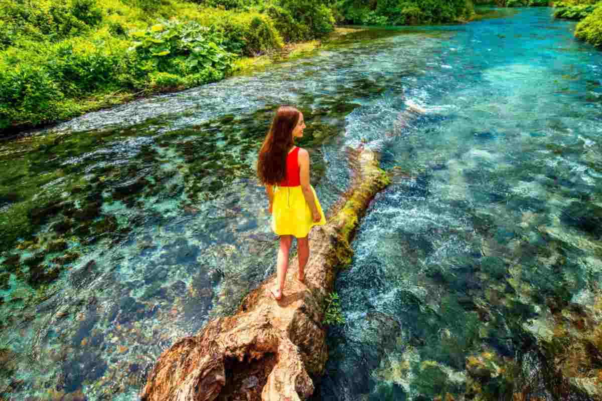 passeggiare fiume