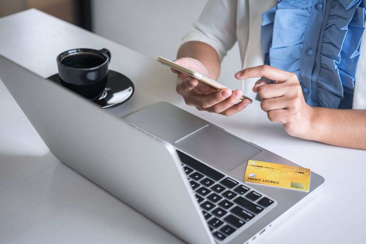 carte di credito: attenzione alle frodi, ecoc come proteggere il conto