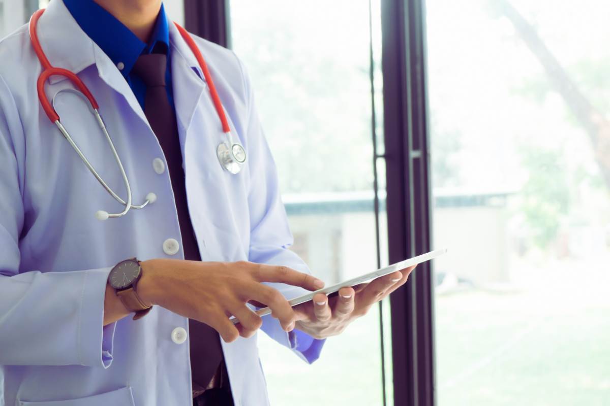 Allerta per tutti i vacanzieri, gira un nuovo virus pericolosissimo